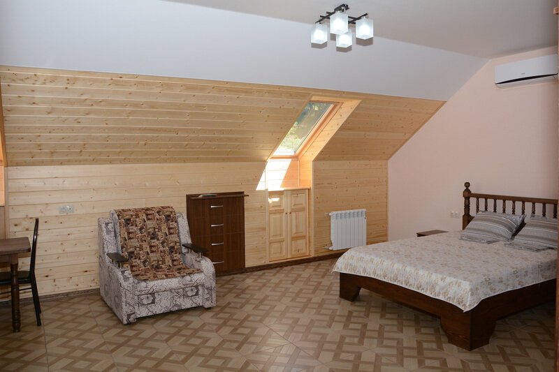 Студио 3-местный (№10)