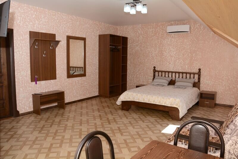 Студио 3-местный (№11)