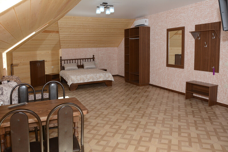 Студио 3-местный (№13)