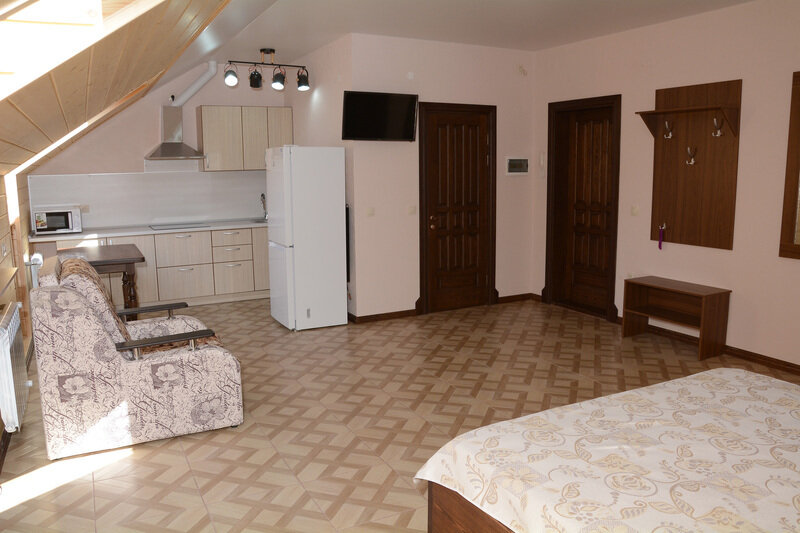 Студио 3-местный (№13)