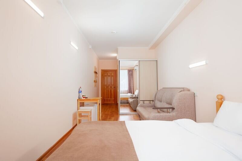 Стандарт 2-местный ДАБЛ с раскладным диваном