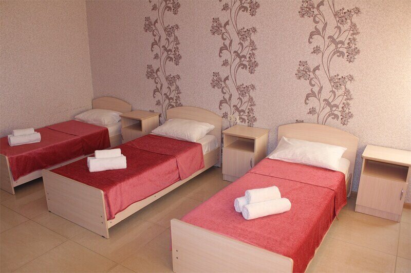 Стандартный 3-местный (3 кровати)