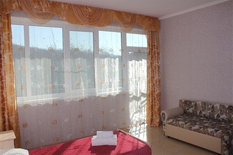 Стандартный 3-местный (3 кровати)