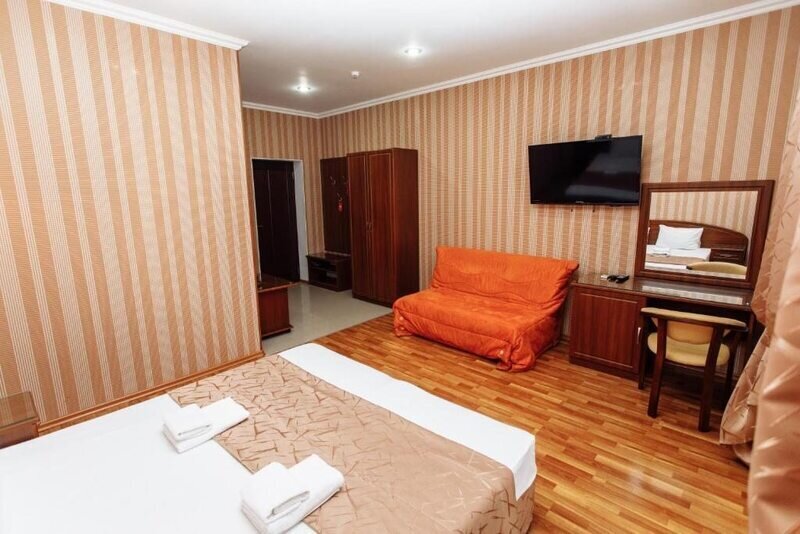 Стандартный 4-местный (с балконом)