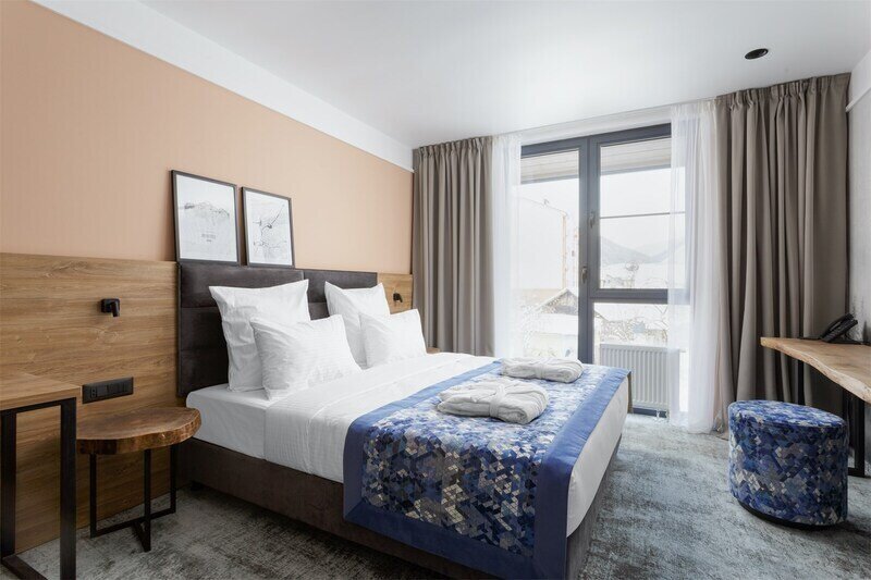 Делюкс 2-местный (с балконом DBL)