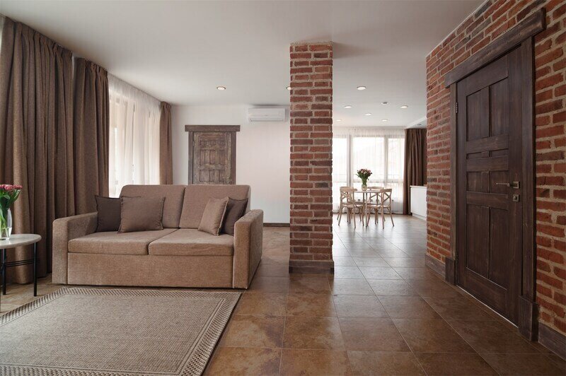 Апартаменты 4-местный 2-комнатный (с балконом)