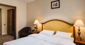 Улучшенный 2-местный корпус Классик, Отель Riviera Sunrise Resort & Spa, Алушта