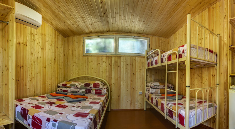 Домик 2-местный (3)