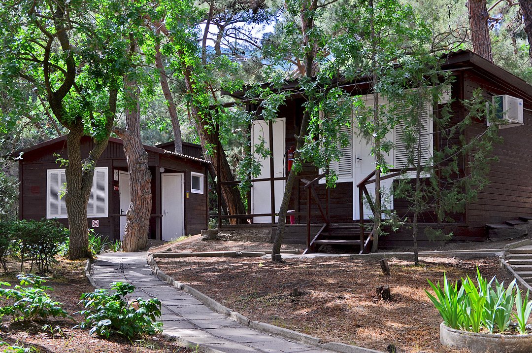 Домик 2-местный (4)