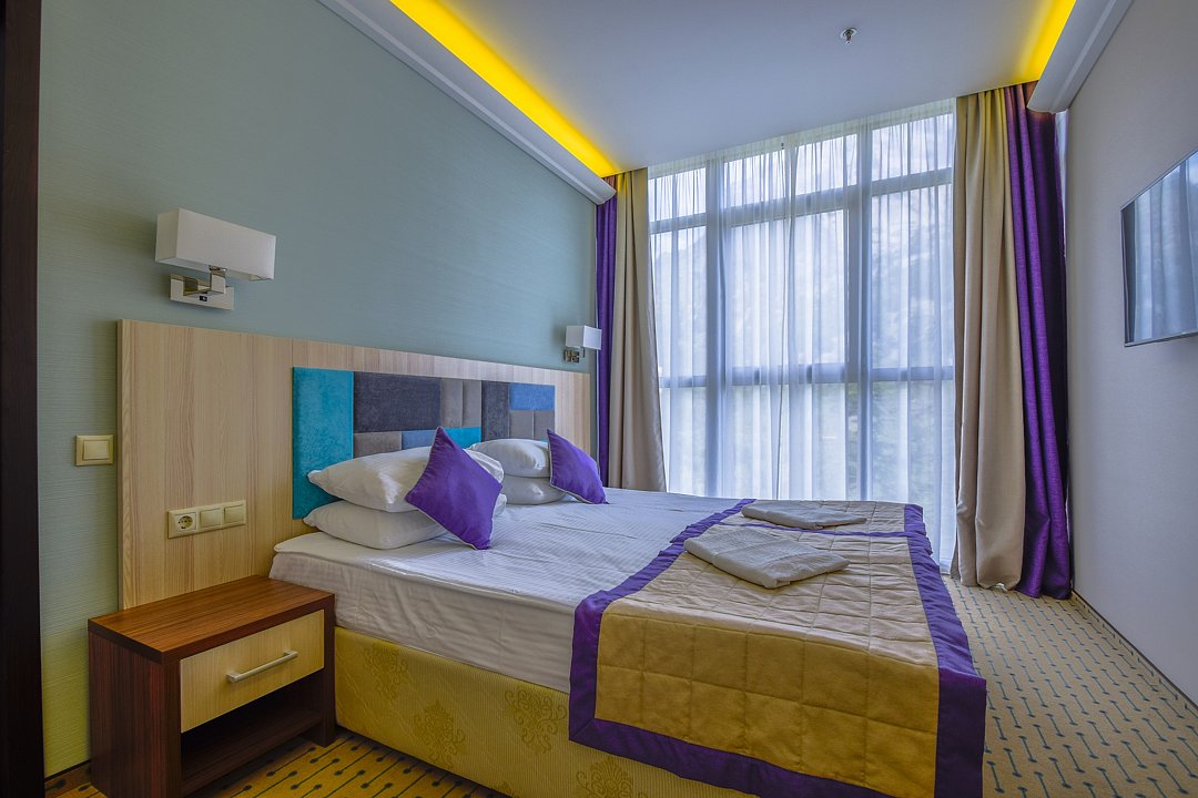 Полулюкс 2-местный (без балкона) (8)