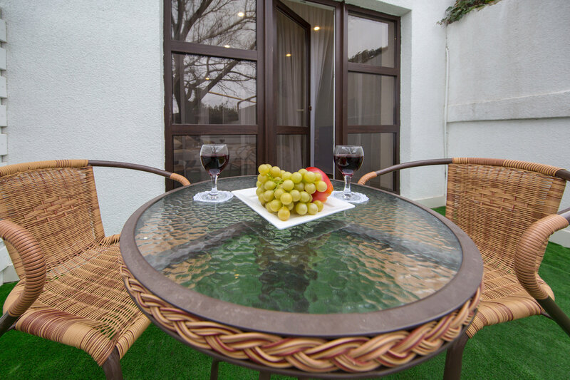 Делюкс 2-местный 1-комнатный (с балконом)