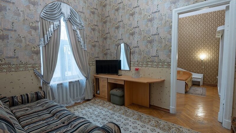 Полулюкс 2-местный 2-комнатный (без балкона корпус 1)