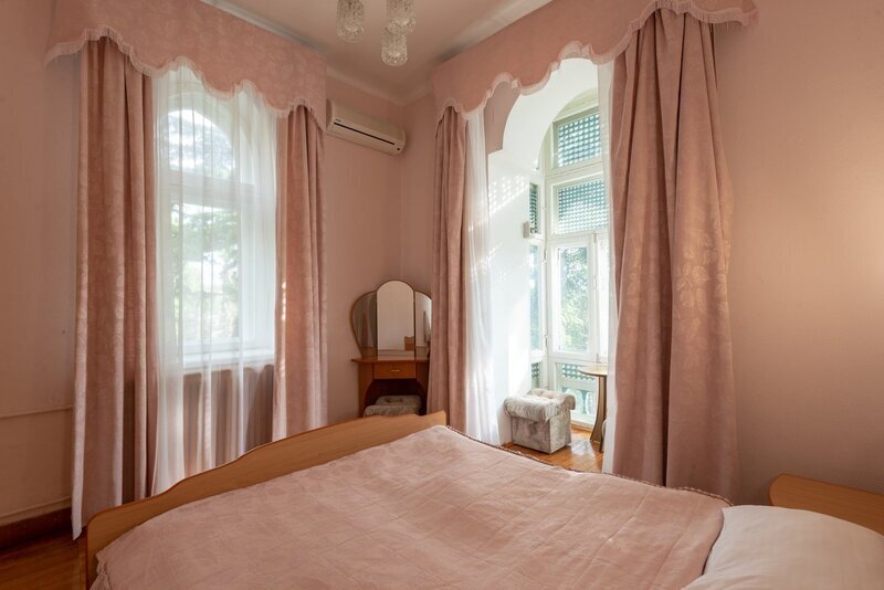 Полулюкс 2-местный 2-комнатный (корпус 2)