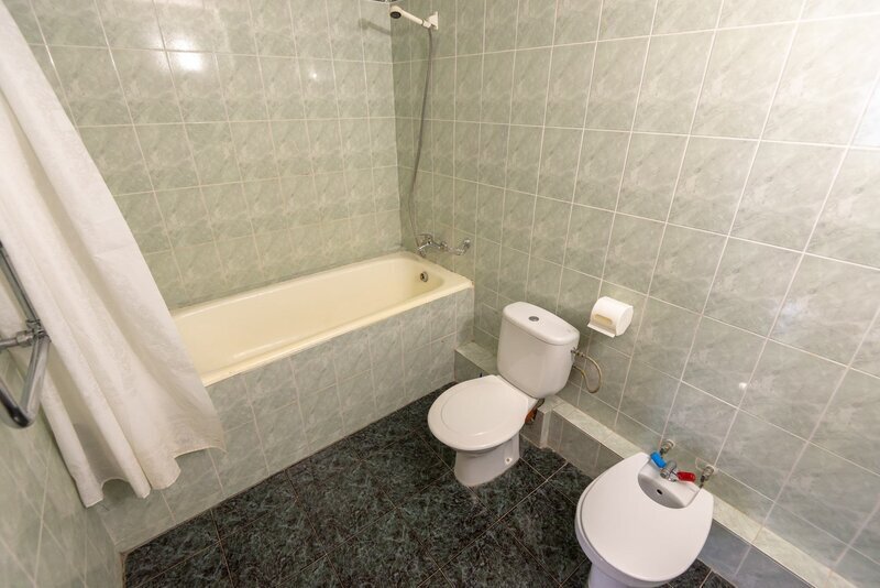 Полулюкс 2-местный 2-комнатный (корпус 2)