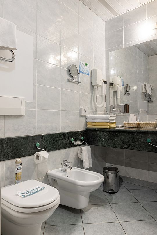 Люкс 2-местный 3-комнатный