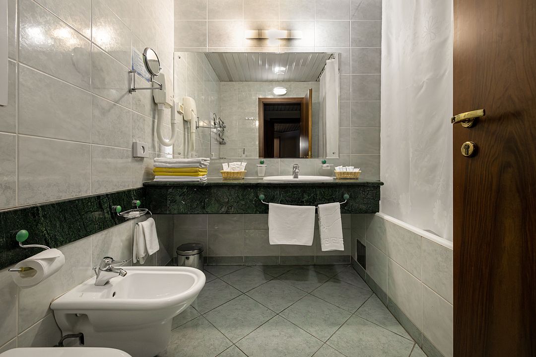 Люкс 2-местный 3-комнатный