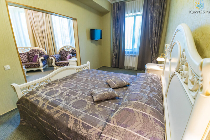 Люкс 2-местный 2-комнатный Delux Theatre