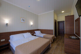 Стандарт 3-местный 1-комнатный с балконом, Отель Панорама, Феодосия