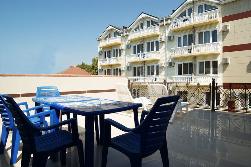 VIP-Коттедж 4-местный 2-комнатный 2-этажный (с сауной и террасой)