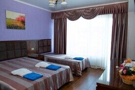 Стандарт 3-местный с балконом, Отель Aqua Villa, Лермонтово