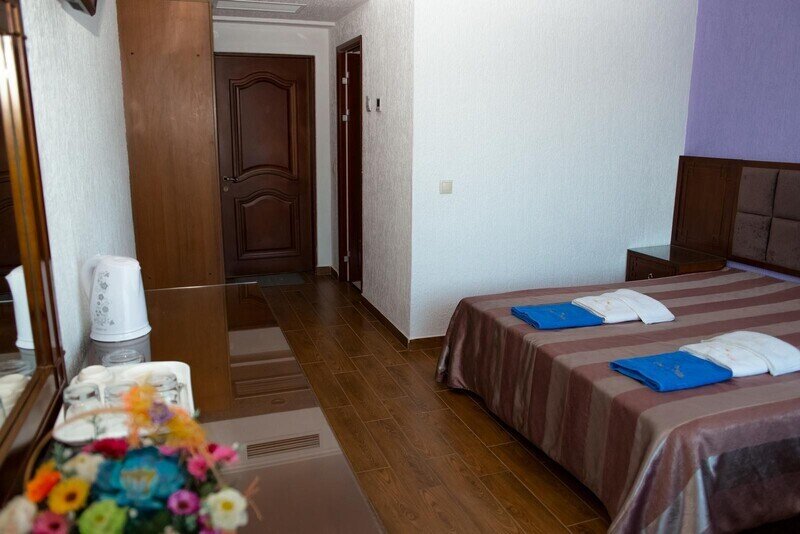 Стандартный 3-местный (с балконом)