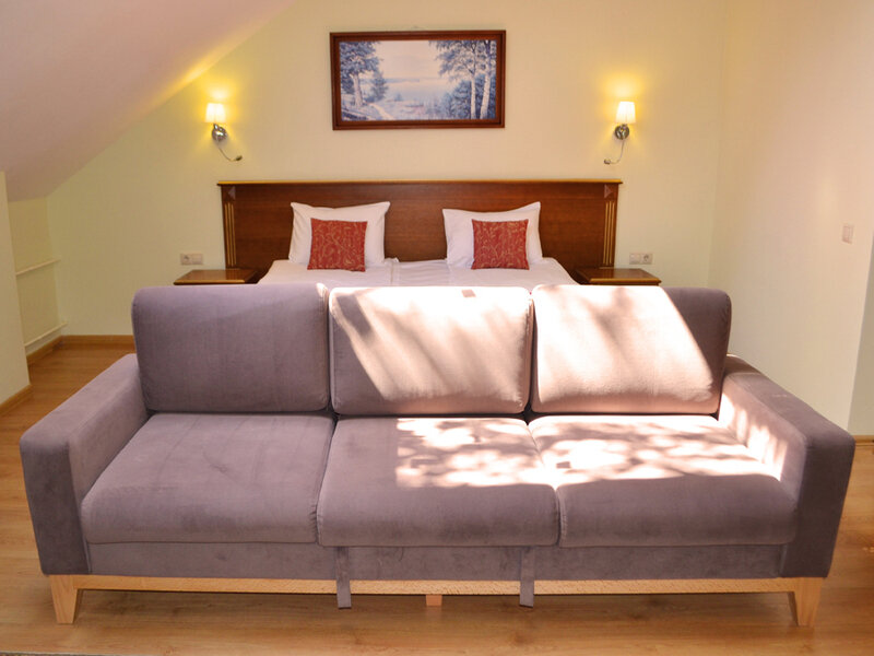 Джуниор Сюит 2-местный (мансардный, корпус №6)