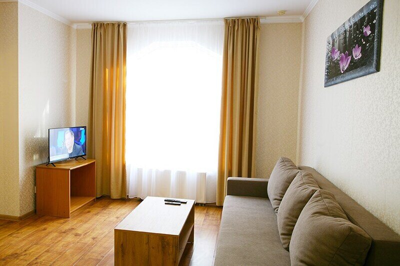 637882440693149232-48927bbb-799b-4432-9c38-cec57db7a93f