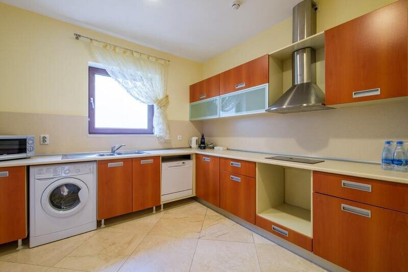 виила жасмин 8-ми  местная на 4 спальни  (7)