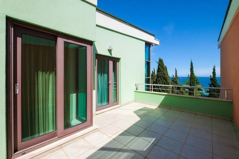 виила жасмин 8-ми  местная на 4 спальни  (19)