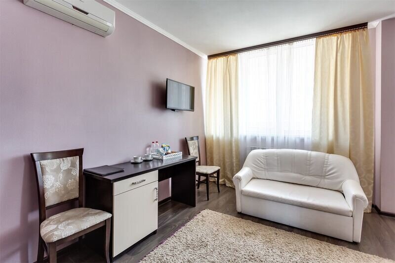 Полулюкс 4-местный 2-комнатный