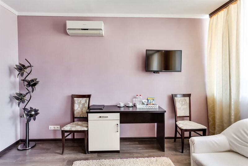 Полулюкс 4-местный 2-комнатный