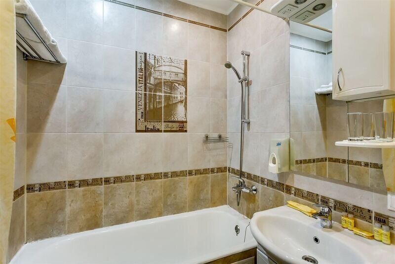 Полулюкс 4-местный 2-комнатный