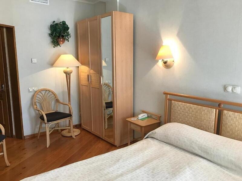 Стандартный 2-местный (вид на реку, 2 этаж)