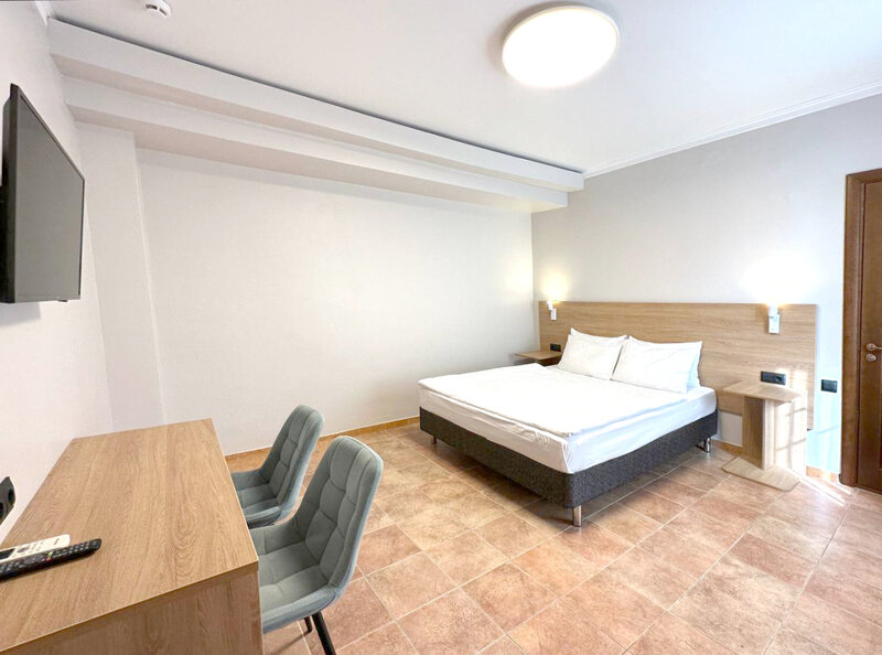 Полулюкс 4-местный