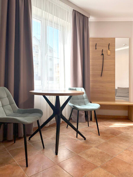 Полулюкс 4-местный