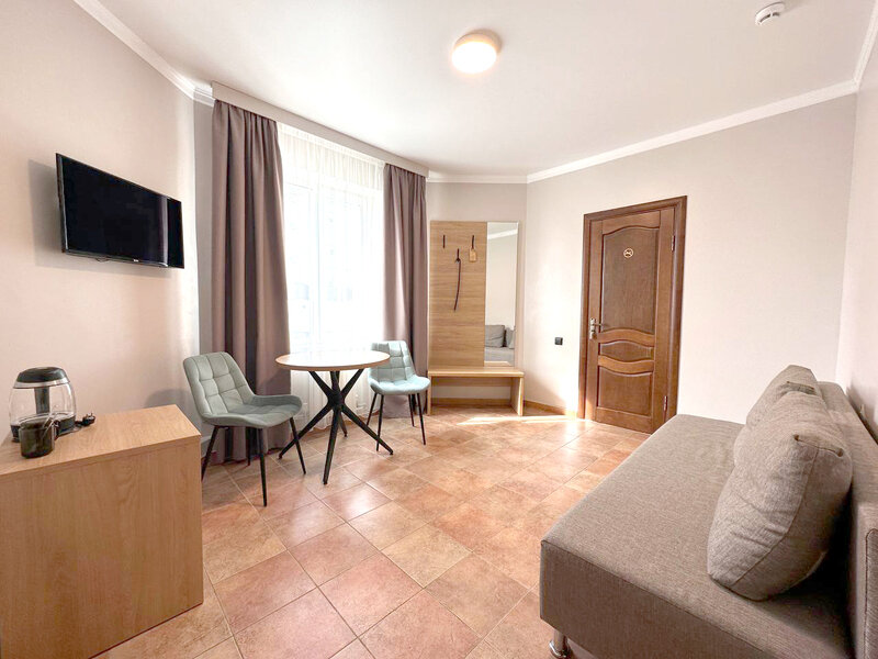 Полулюкс 4-местный