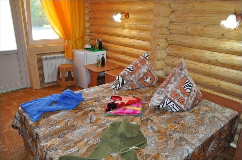 Стандартный 2-местный (деревянный коттедж)