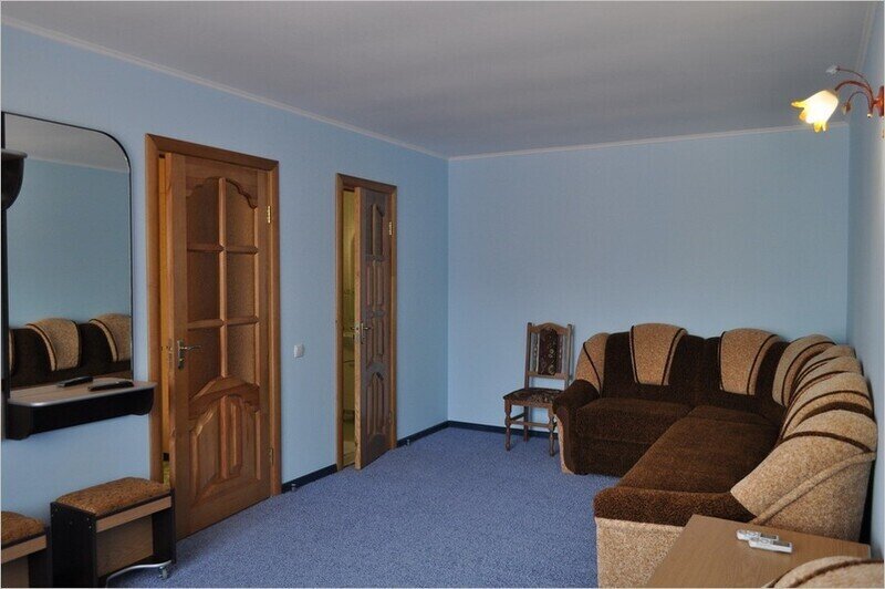 Стандартный 2-местный 2-комнатный (VIP-дворик)