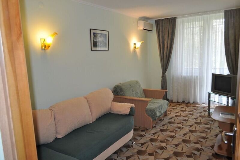 Стандартный 2-местный 2-комнатный (каменный корпус)