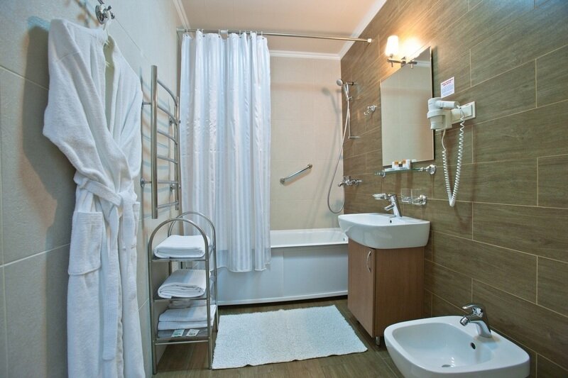 Джуниор сюит 2-местный 3*