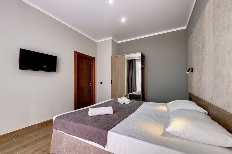 Люкс Улучшенный 2-местный 2-комнатный (вид на море корпус Династия)