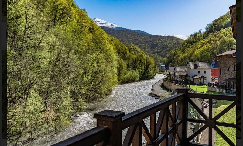 Люкс 4-местный 2-комнатный