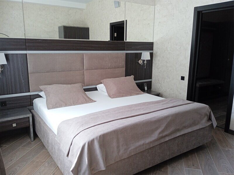 Люкс 2-местный 2-комнатный (3 этаж) (4)