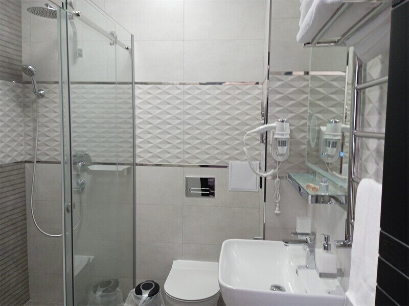 Люкс 2-местный 2-комнатный (с балконом) (2)