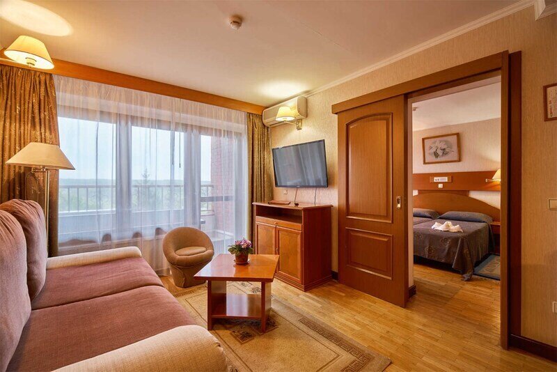 637072517568044441-0e5c41ae-486e-4743-a556-5e11ccdc406a