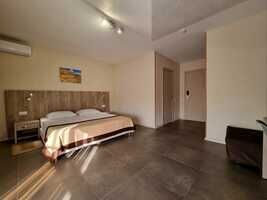 Семейный в мансарде с балконом, Отель HELIOPARK Aqua Resort, село Сукко