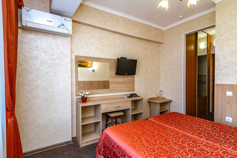 Стандартный 2-местный (в корпусе без дополнительного места)