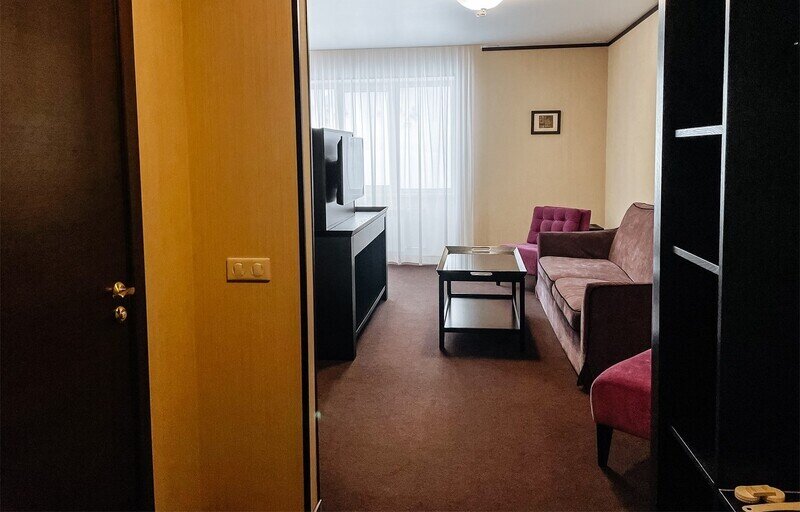 Джуниор Твин