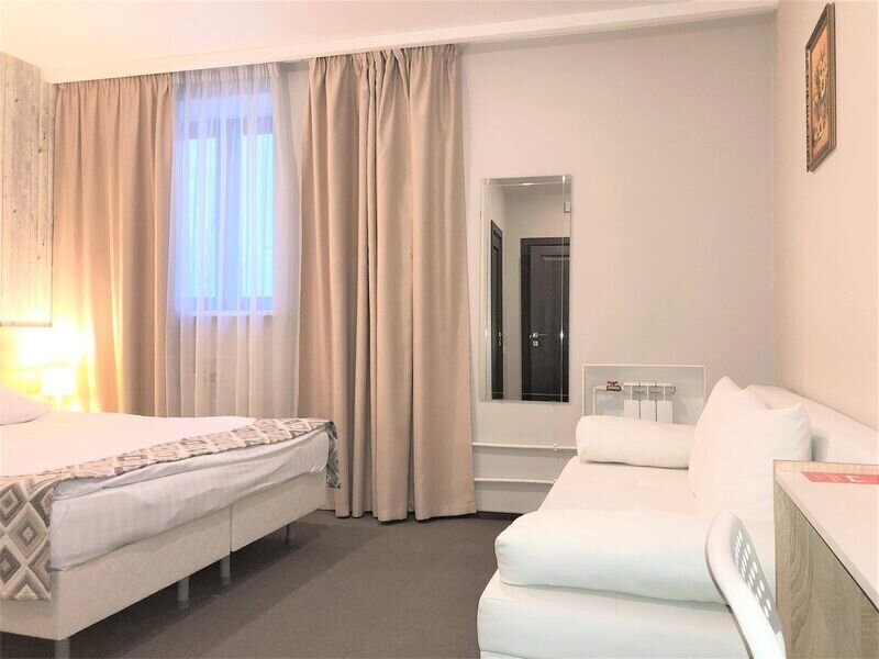 Полулюкс 4-местный