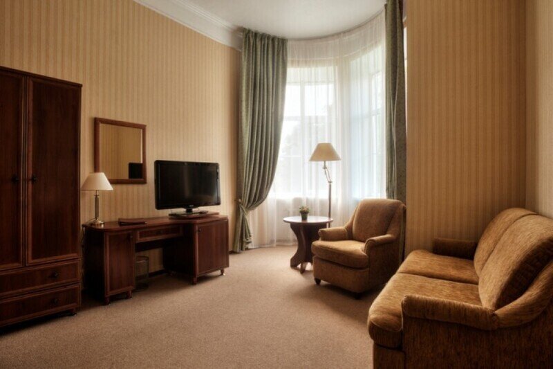 Люкс 3-местный (Толстой)